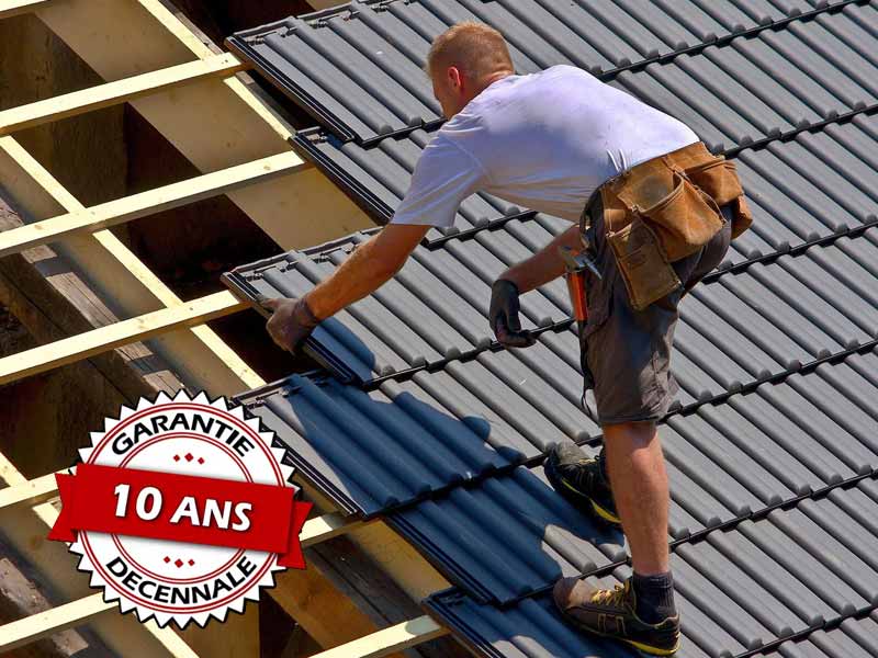 SAFE TOITURE : couvreur toiturier charpentier en Belgique : Région Flamande, Wallonne, Bruxelles ... : Travaux de couverture faitage et zinguerie. Nettoyage, démoussage peinture hydrofuge toiture. Travaux de charpente et traitement des bois. Etanchéité toit plat et isolation toiture . Nettoyage, peinture et imperméabilisation façade. Nettoyage des extérieurs :pavé pierre bleu, klinker, dallage, terrasse …Intervention en Belgique : Région Flamande, Wallonne, Bruxelles ...