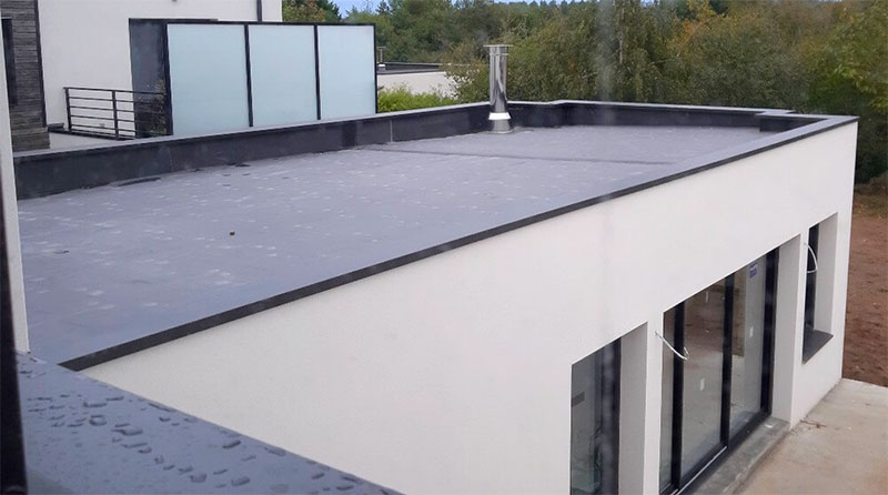 Étanchéité toit plat - SAFE TOITURE : couvreur étancheur en Belgique : Région Flamande, Wallonne, Bruxelles .... Étanchéité toit plat terrasse roofing . Isolation toiture par l’extérieur et combles par l’intérieur. Intervention en Belgique : Région Flamande, Wallonne, Bruxelles ...
