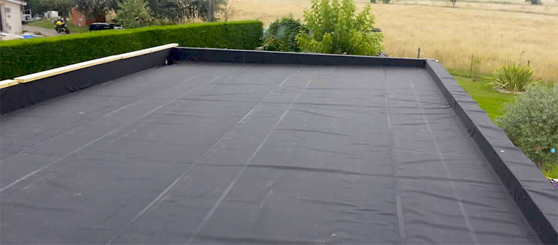 Étanchéité toit plat - SAFE TOITURE : couvreur étancheur en Belgique : Région Flamande, Wallonne, Bruxelles .... Étanchéité toit plat terrasse roofing . Isolation toiture par l’extérieur et combles par l’intérieur. Intervention en Belgique : Région Flamande, Wallonne, Bruxelles ...